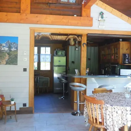 Spacious With Garden *